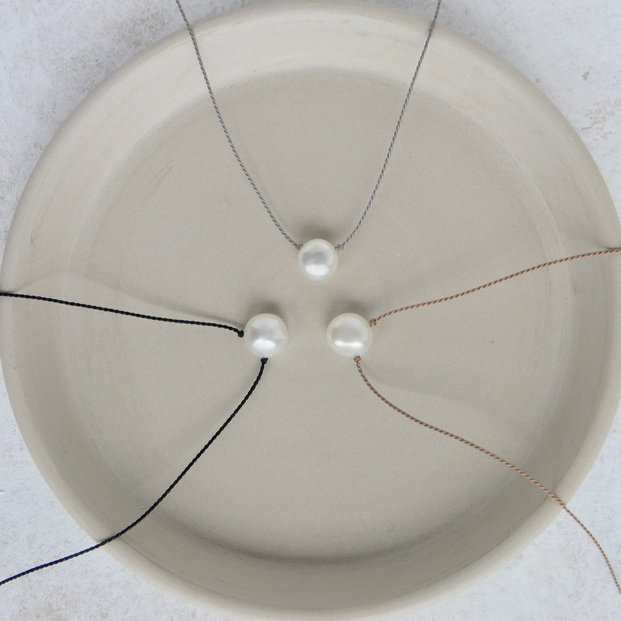 Silk and Pearl Necklace - Black