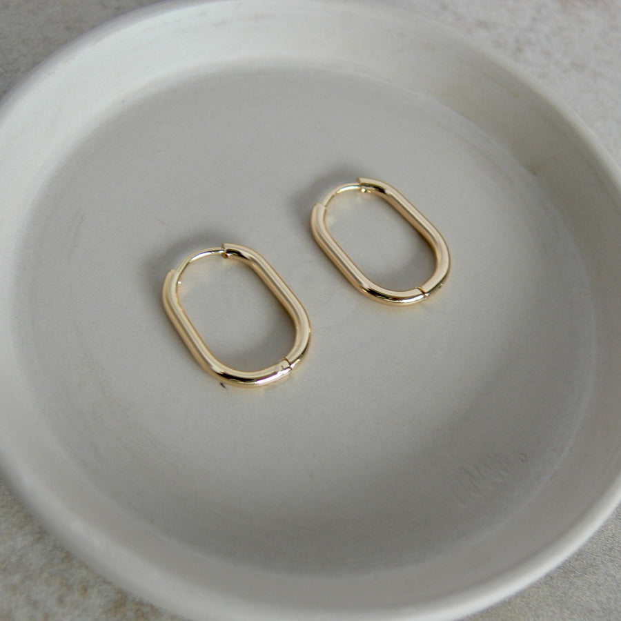 Minimal Hoop Earrings