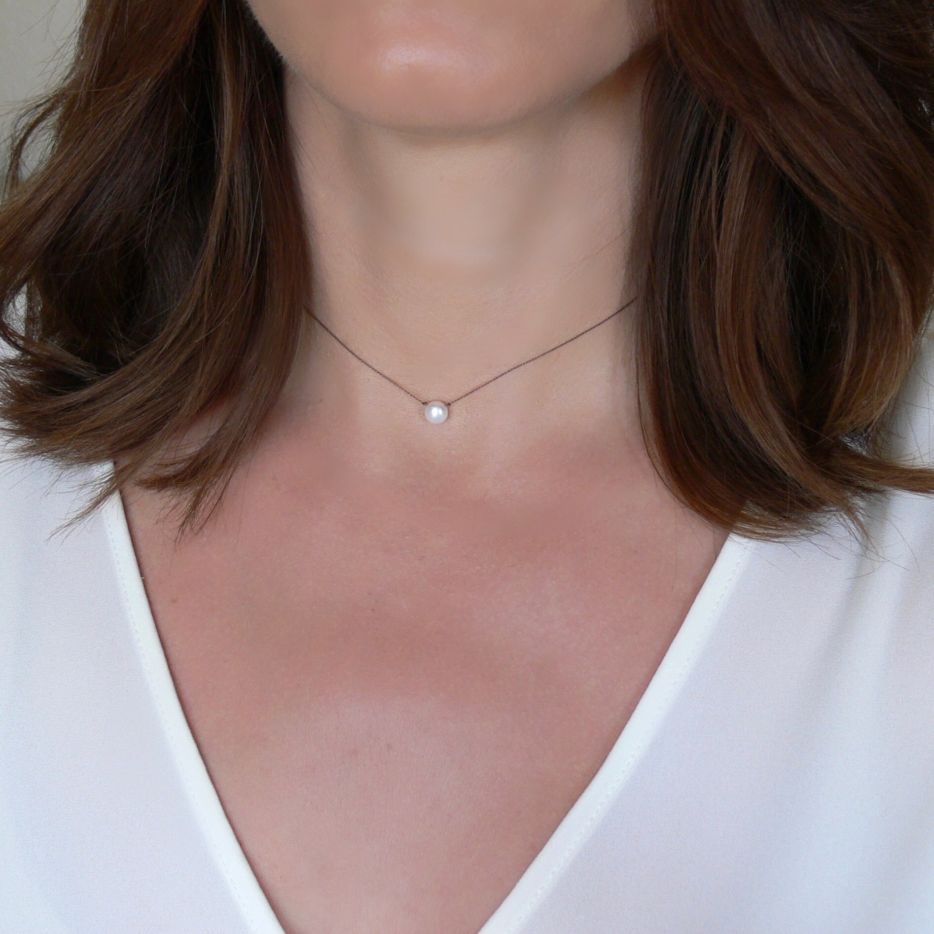 Silk and Pearl Necklace - Gray